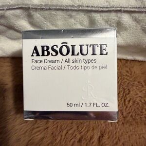 White Face Cream for All Skin Types